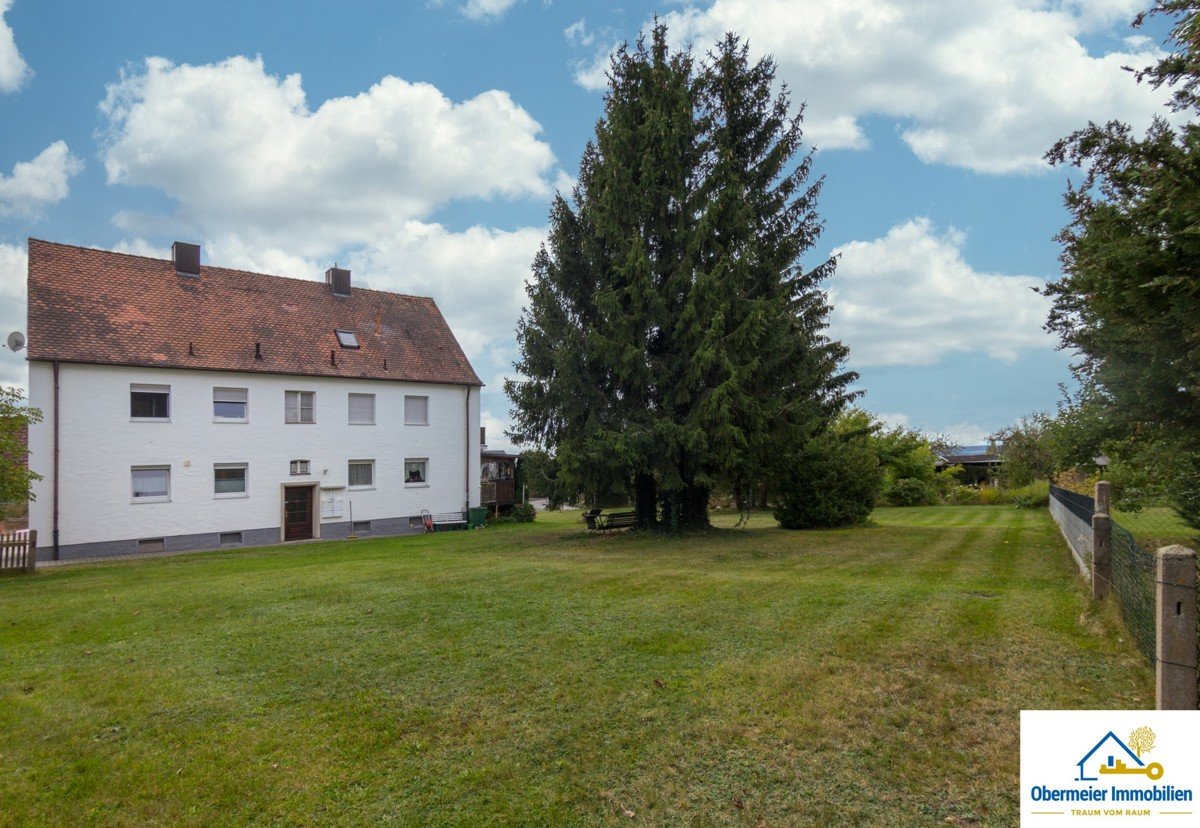 Foto Mehrfamilienhaus für Kapitalanleger in Wackersdorf