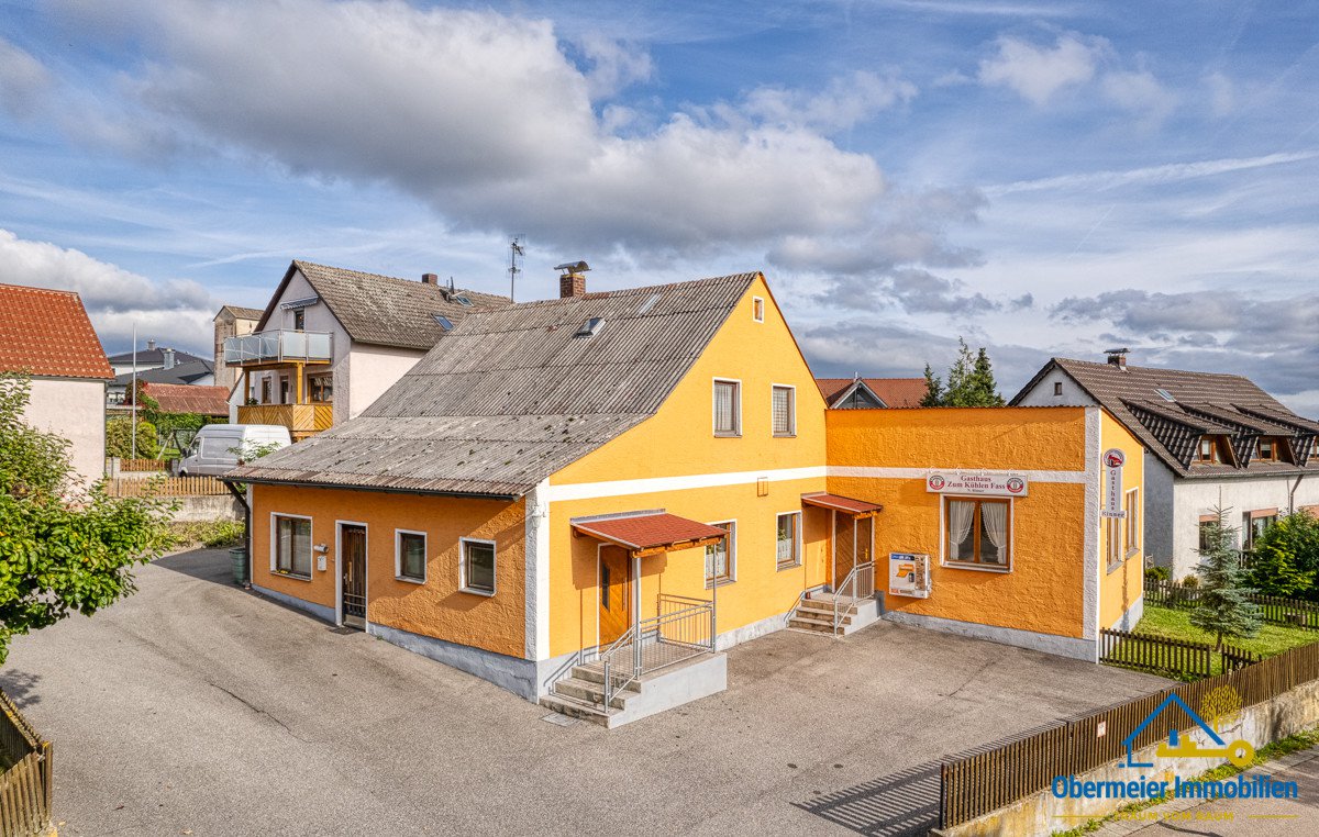 Foto Wohn- und Geschäftshaus in Steinsberg