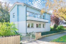 Hauptbild Architektenhaus mit großem Garten und viel Potenzial in Schwandorf